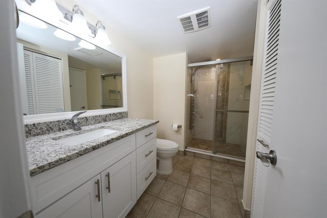 10187 Mangrove Drive 104, Boynton Beach, FL 33437