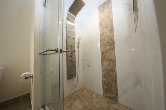 10187 Mangrove Drive 104, Boynton Beach, FL 33437
