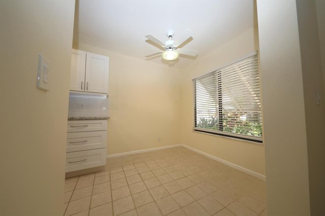 10187 Mangrove Drive 104, Boynton Beach, FL 33437