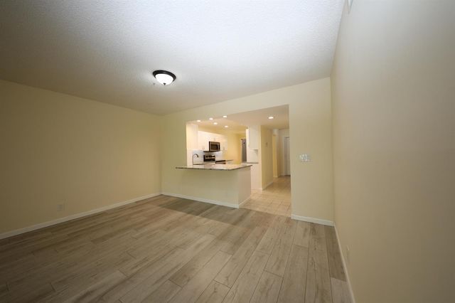 10187 Mangrove Drive 104, Boynton Beach, FL 33437
