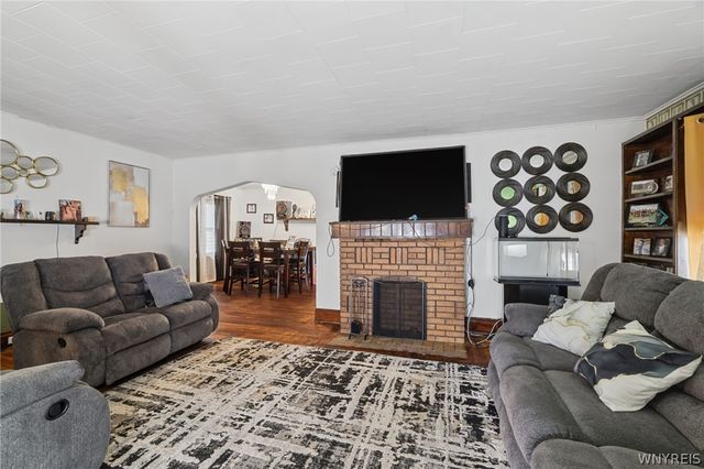 60 Freund Street, Buffalo, NY 14211