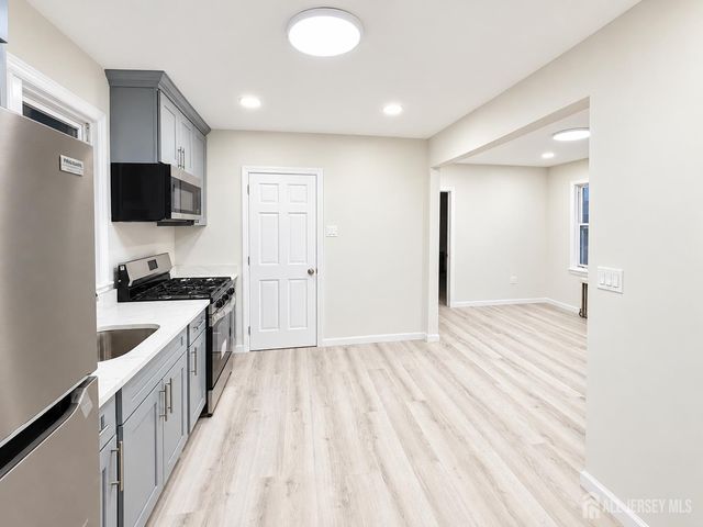 254 Somerset Street, New Brunswick, NJ 08901