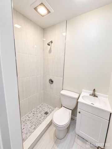 254 Somerset Street, New Brunswick, NJ 08901