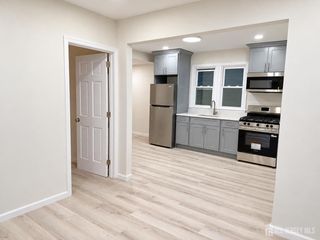 254 Somerset Street, New Brunswick, NJ 08901