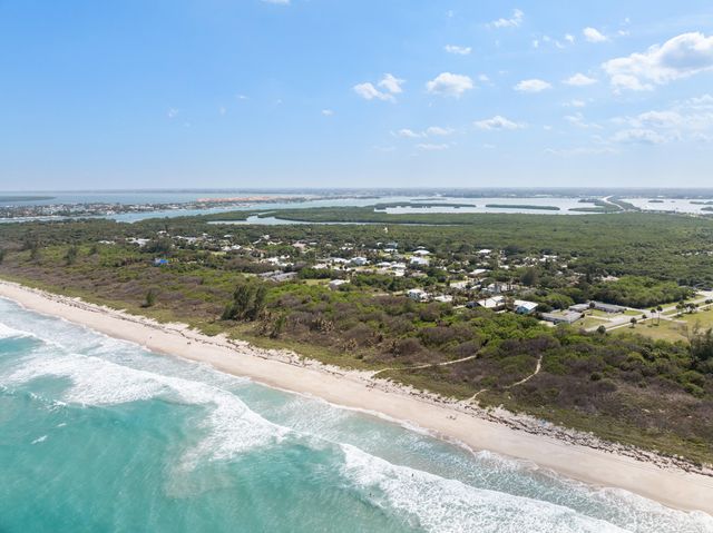 2505 Tamarind Drive, Fort Pierce, FL 34949