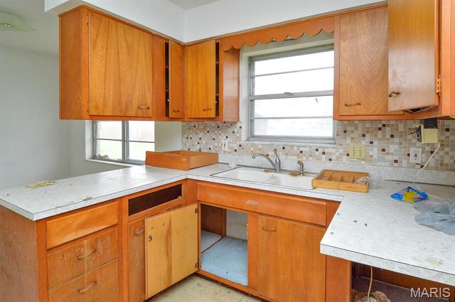 2904 Maryville Road, Granite City, IL 62040