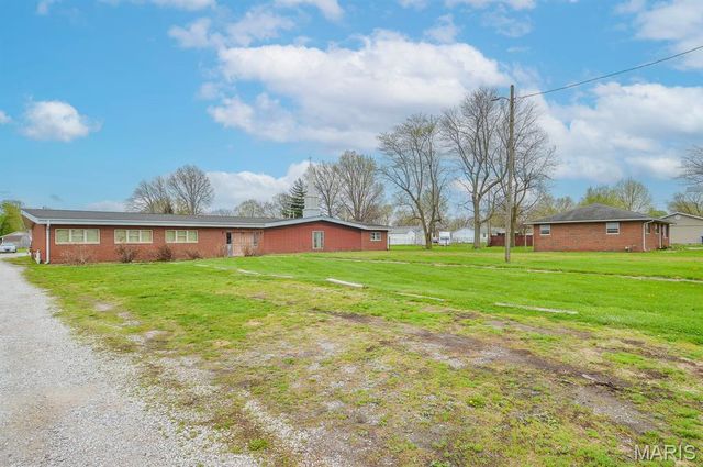 2904 Maryville Road, Granite City, IL 62040
