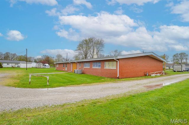 2904 Maryville Road, Granite City, IL 62040