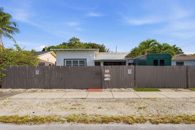 516 SW 15th Street 1-1, Fort Lauderdale, FL 33315