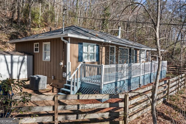 1131 Joe Davis Road, Tiger, GA 30576