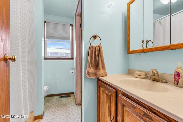 615 Monmouth Avenue, Port Monmouth, NJ 07758