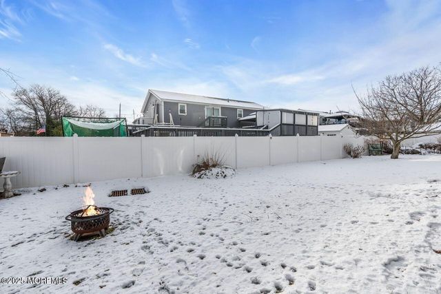 615 Monmouth Avenue, Port Monmouth, NJ 07758