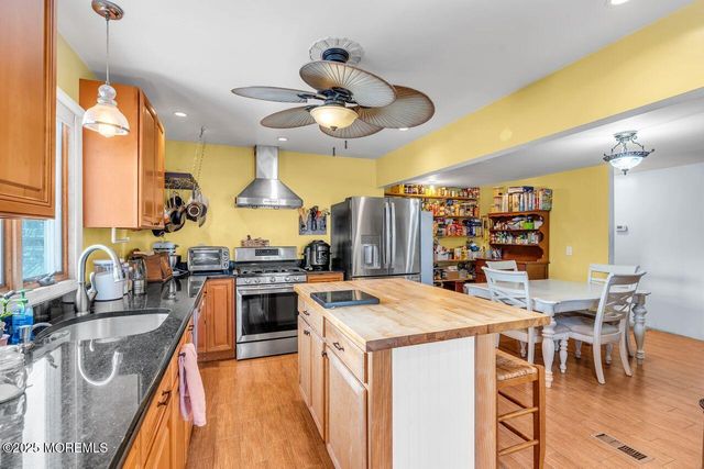 615 Monmouth Avenue, Port Monmouth, NJ 07758