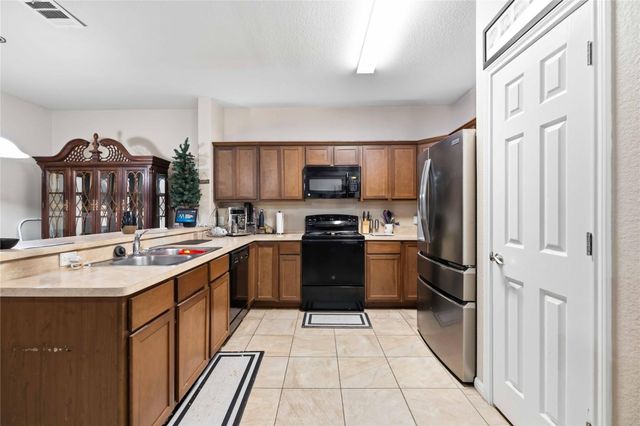 404 Carl Shipp DR, Liberty Hill, TX 78642