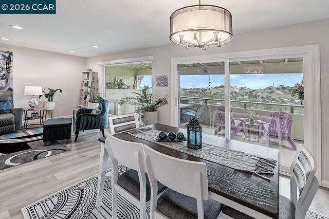 2600 Ptarmigan Dr 3, Walnut Creek, CA 94595