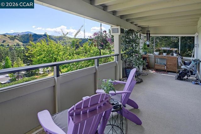 2600 Ptarmigan Dr 3, Walnut Creek, CA 94595