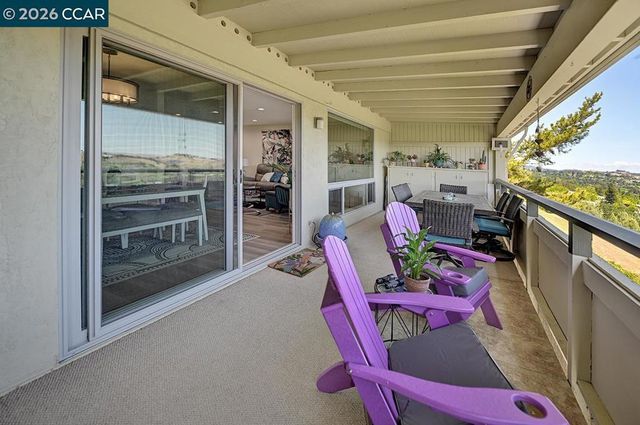 2600 Ptarmigan Dr 3, Walnut Creek, CA 94595