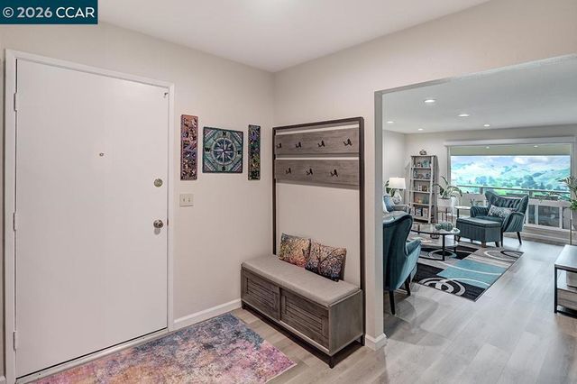 2600 Ptarmigan Dr 3, Walnut Creek, CA 94595