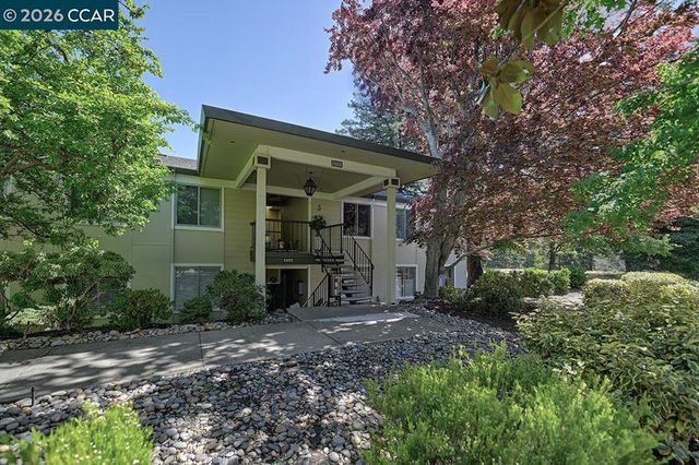 2600 Ptarmigan Dr 3, Walnut Creek, CA 94595