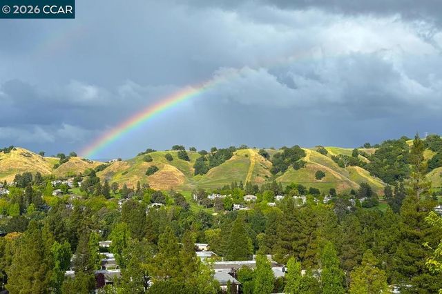 2600 Ptarmigan Dr 3, Walnut Creek, CA 94595