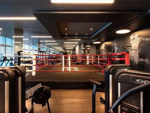 851 NE 1st Ave 3000, Miami, FL 33132