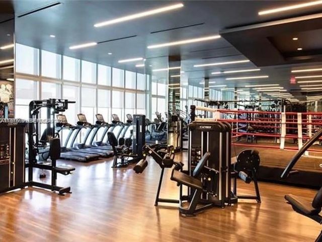 851 NE 1st Ave 3000, Miami, FL 33132