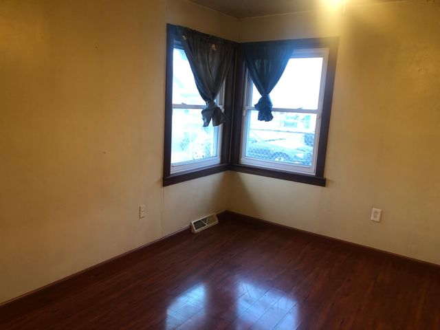 7153 W 72nd Street, Nottingham Park, IL 60638