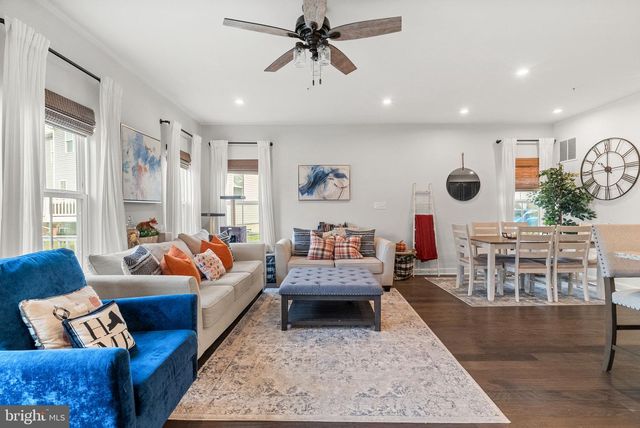 131 MULBERRY DR, Malvern, PA 19355