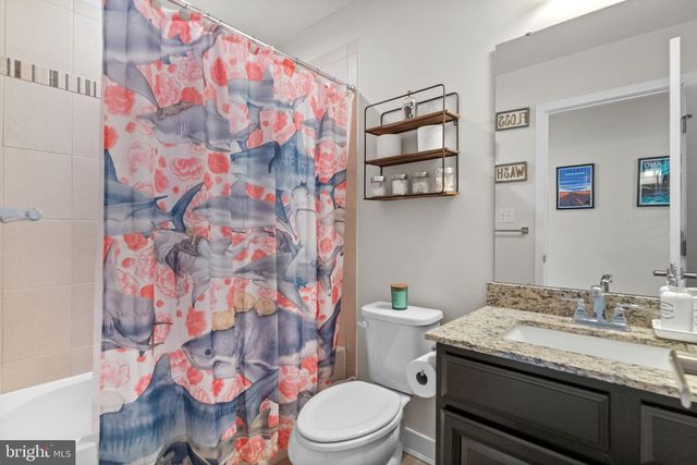 131 MULBERRY DR, Malvern, PA 19355