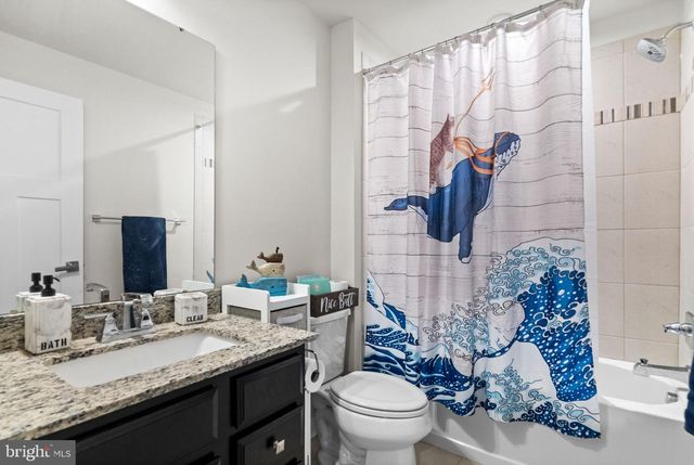 131 MULBERRY DR, Malvern, PA 19355