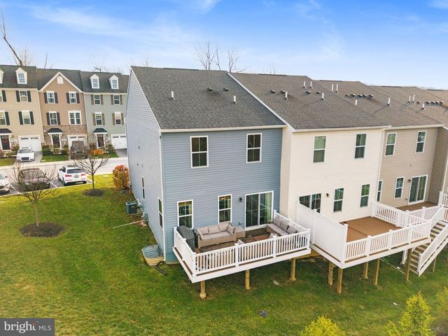 131 MULBERRY DR, Malvern, PA 19355