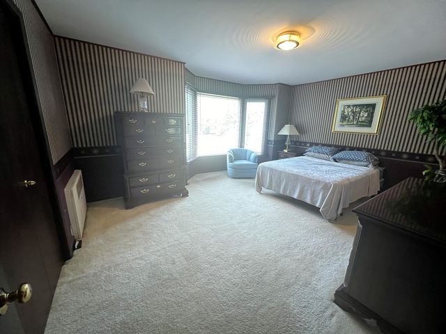 500 Thames Parkway 1F, Park Ridge, IL 60068