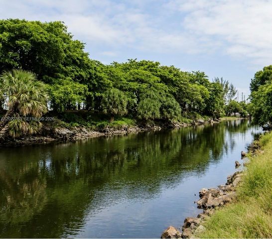 4301 NW South Tamiami Canal Dr 3-101, Miami, FL 33126
