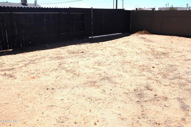 12075 James Street, Boron, CA 93516