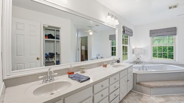 34 L Mitchell Rd, Kelso, TN 37348