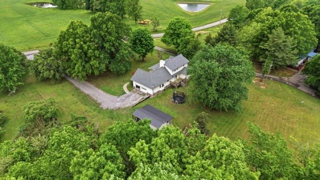 34 L Mitchell Rd, Kelso, TN 37348