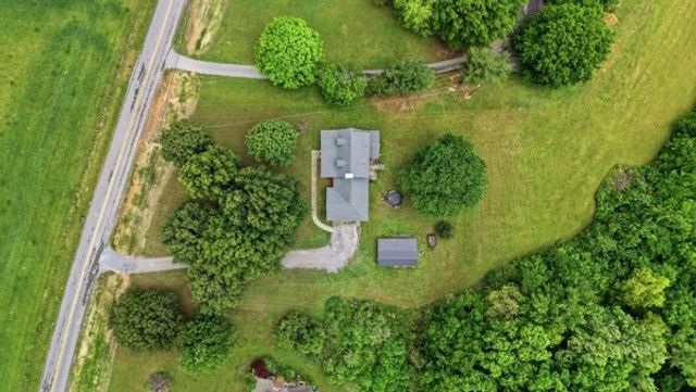 34 L Mitchell Rd, Kelso, TN 37348