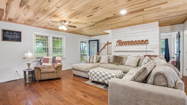 34 L Mitchell Rd, Kelso, TN 37348