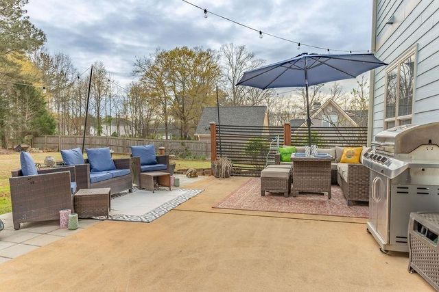 209 Suffolk Way, Mcdonough, GA 30252