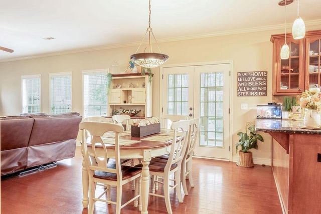 209 Suffolk Way, Mcdonough, GA 30252