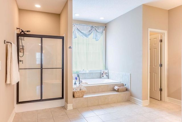 209 Suffolk Way, Mcdonough, GA 30252