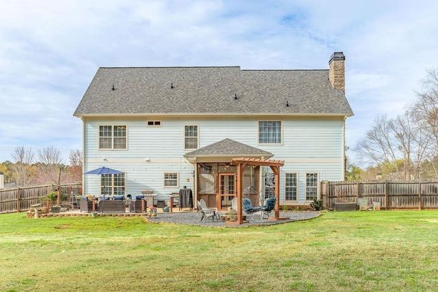 209 Suffolk Way, Mcdonough, GA 30252