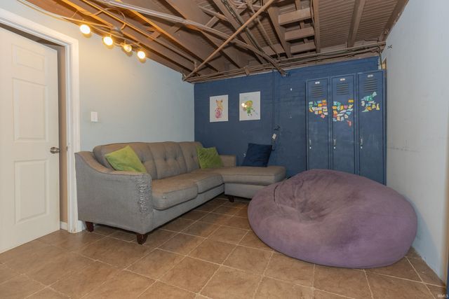 700 S Harlan Avenue, Evansville, IN 47714