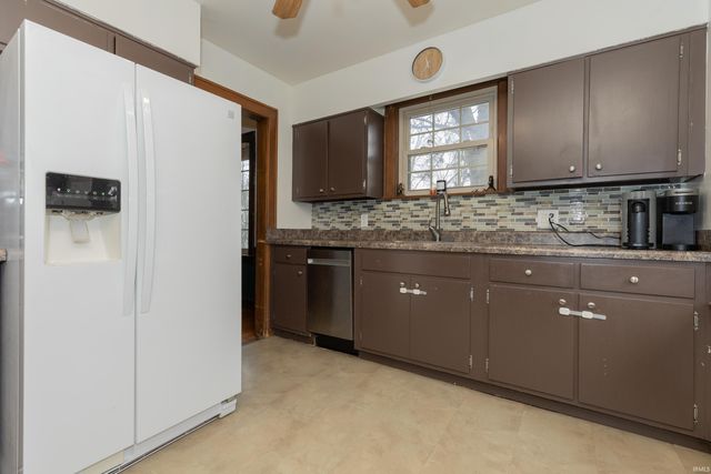 700 S Harlan Avenue, Evansville, IN 47714