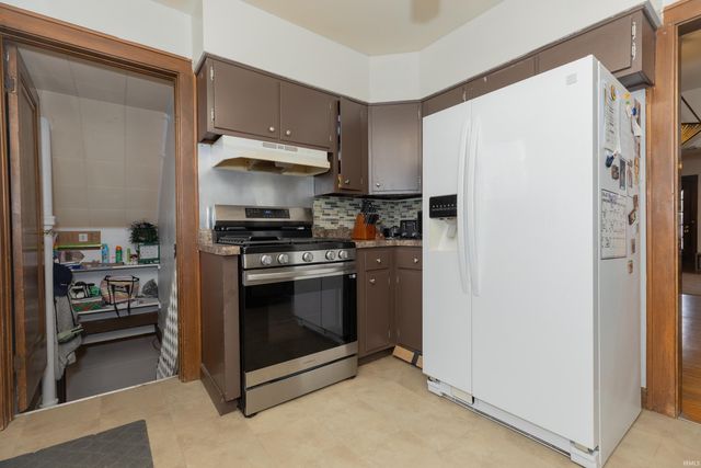 700 S Harlan Avenue, Evansville, IN 47714