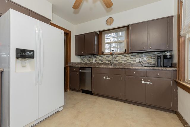 700 S Harlan Avenue, Evansville, IN 47714