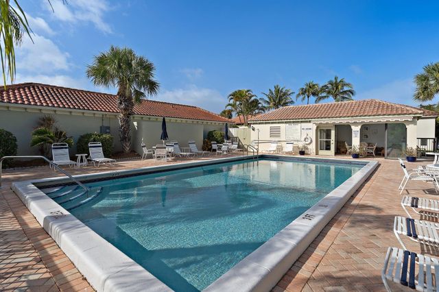 1469 Via Privada, Jupiter, FL 33477