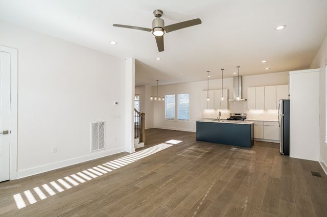 922 Crescent Hill Rd Unit B, Nashville, TN 37206