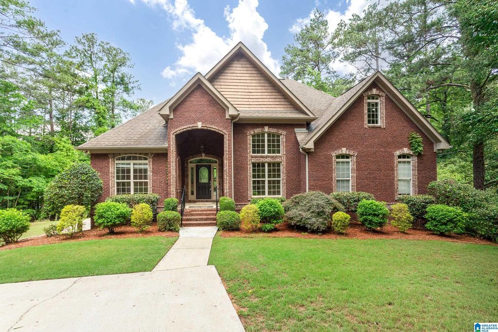 215 DAVIS ACRES DRIVE, Alpine, AL 35014