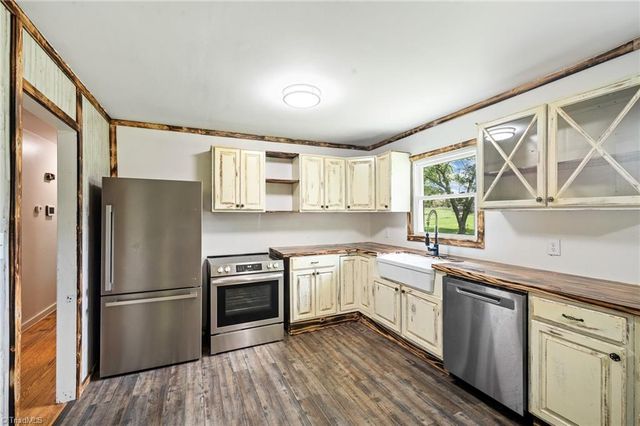 141 Lowell Street, Lexington, NC 27295